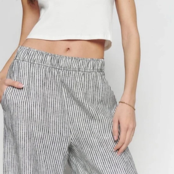 Reformation Gray Striped Wide Leg Pants - Picture 4 of 7